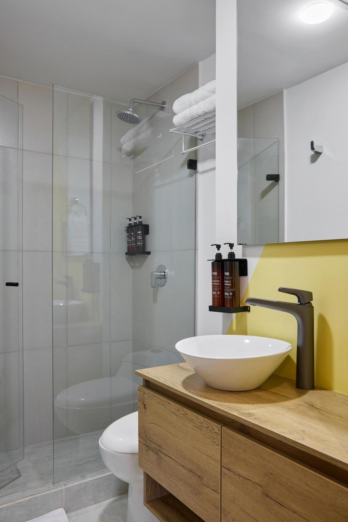 30 Living Suites Medellín Extérieur photo
